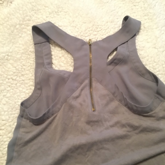 Gray tank - Picture 3 of 5